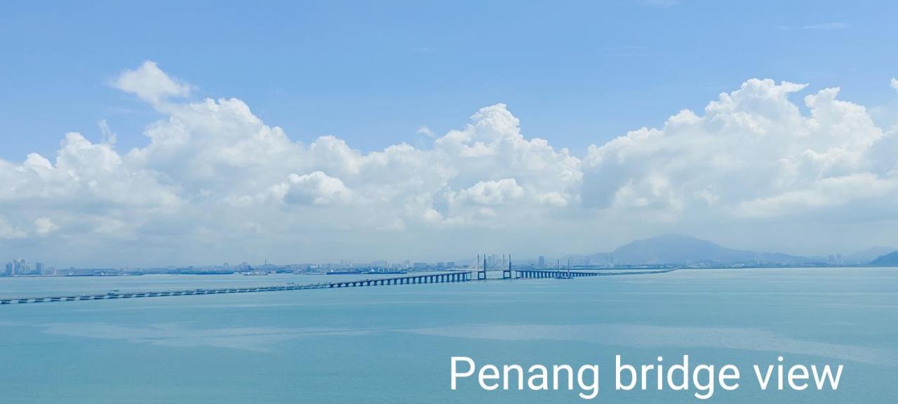 Infinite Seaview With Penang Bridge Suite With Sunrise Up To 11 Person 峇六拜 外观 照片