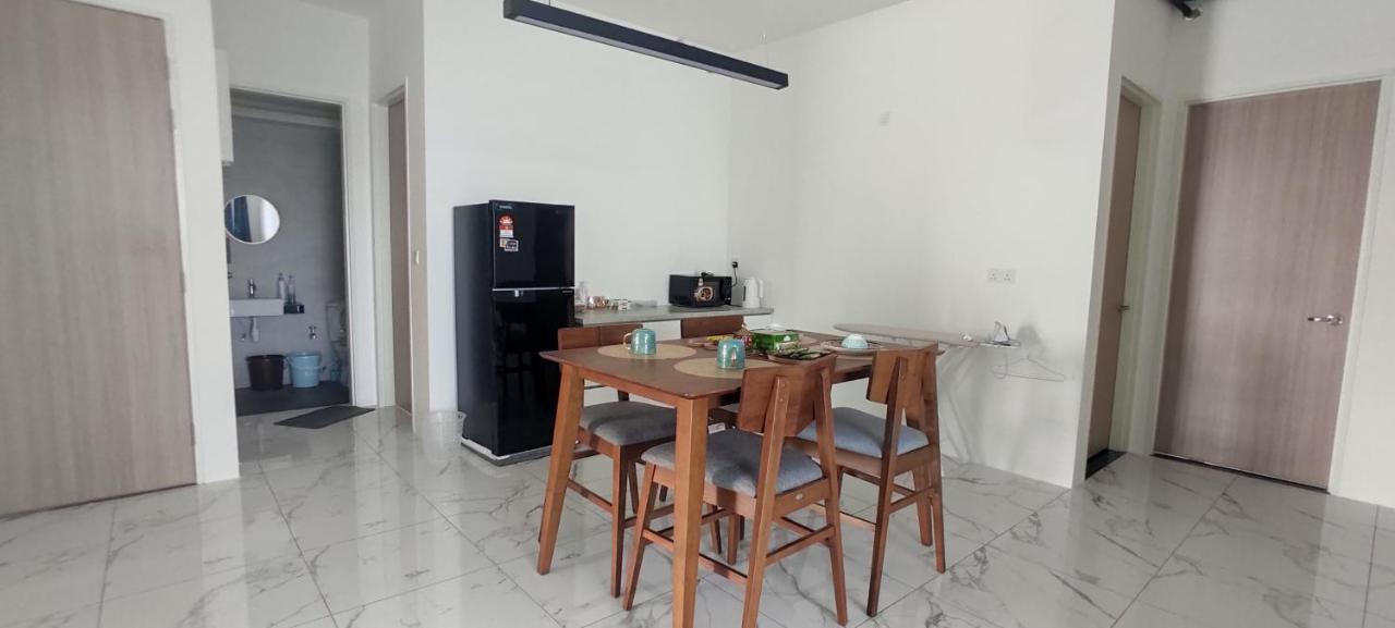 Infinite Seaview With Penang Bridge Suite With Sunrise Up To 11 Person 峇六拜 外观 照片
