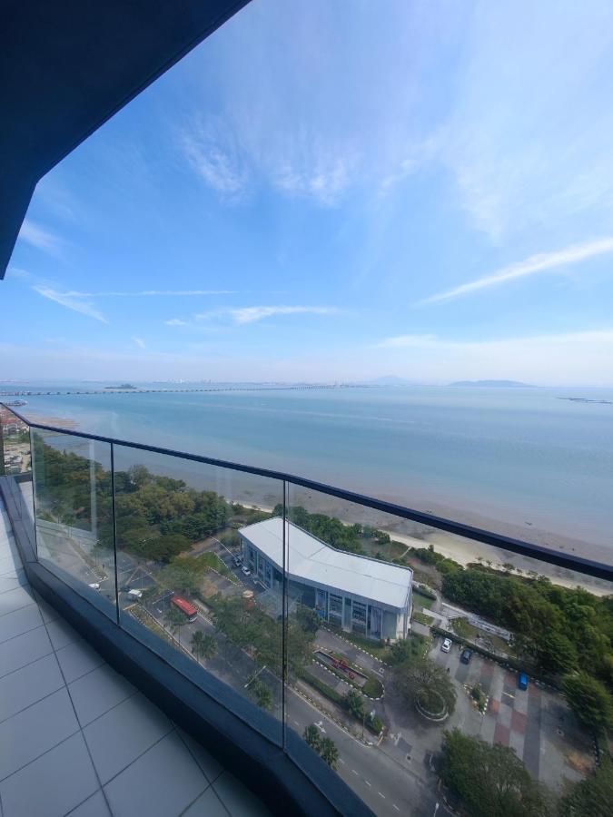Infinite Seaview With Penang Bridge Suite With Sunrise Up To 11 Person 峇六拜 外观 照片